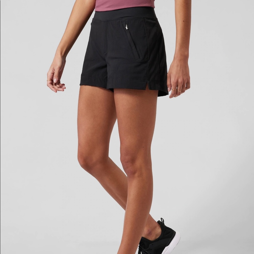 Athlete Trekkie North Shorts size 6